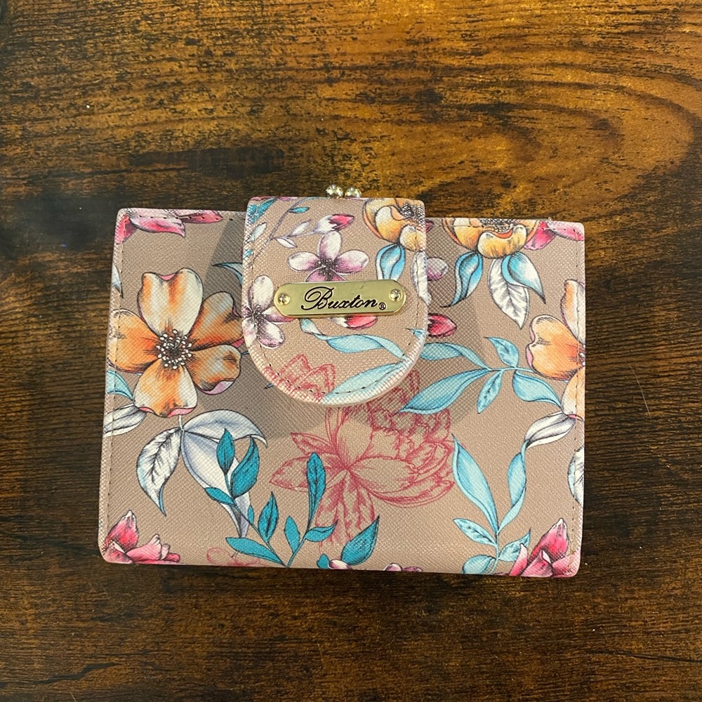 Buxton wallet